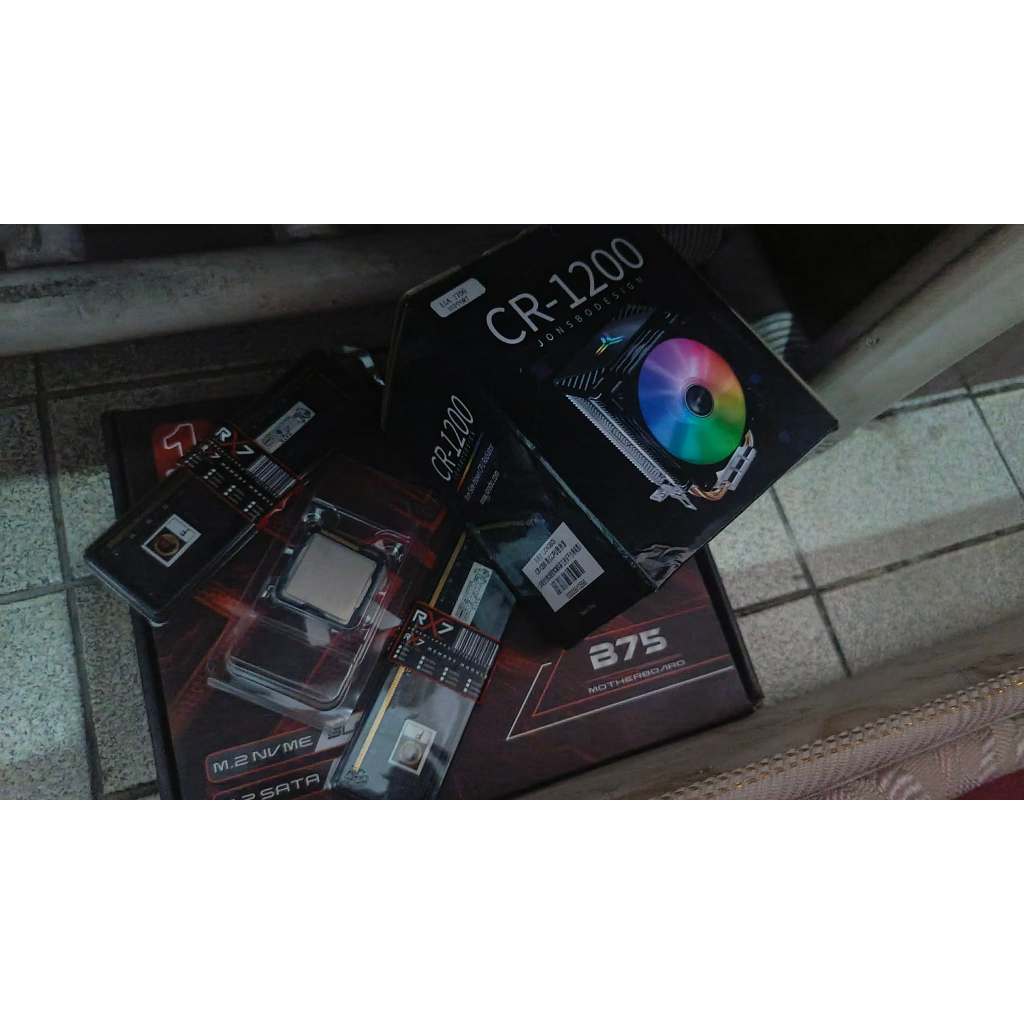 1 SET PC X7 B75 i7 3770 Ram 16 GB