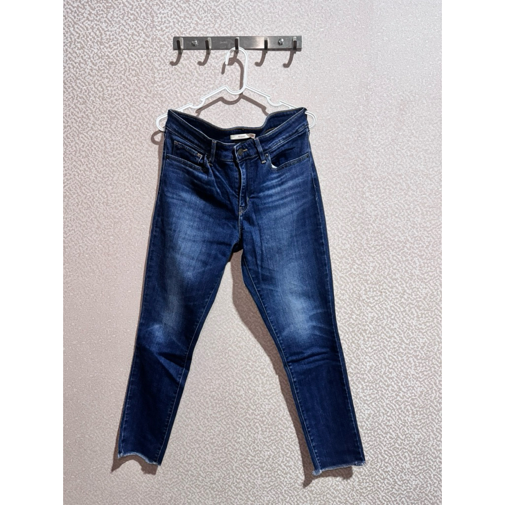 Levis 711 Levis 721 Nobrand Jeans Preloved