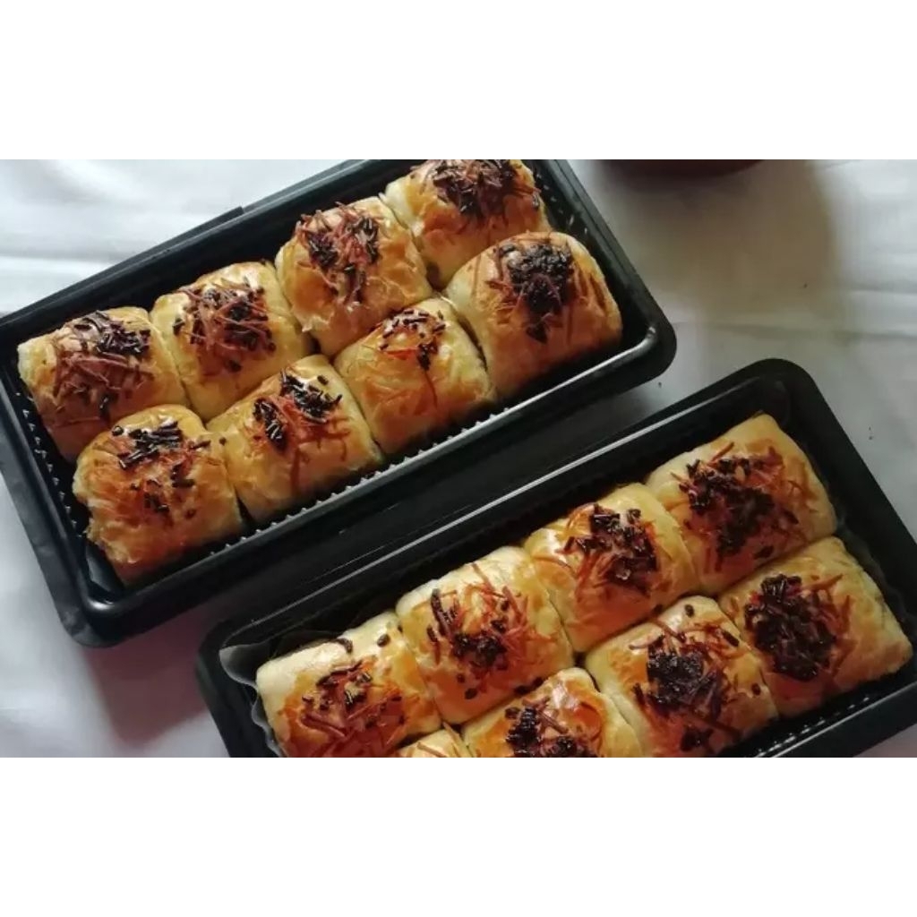 roti bolen isi pisang coklat