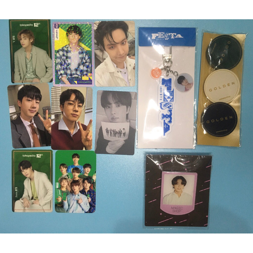 PHOTOCARD BTS SEOKJIN JHOPE JIMIN TAEHYUNG JUNGKOOK MERCH JUNGKOOK GRIPTOK GOLDEN KEYRING FESTA 2020