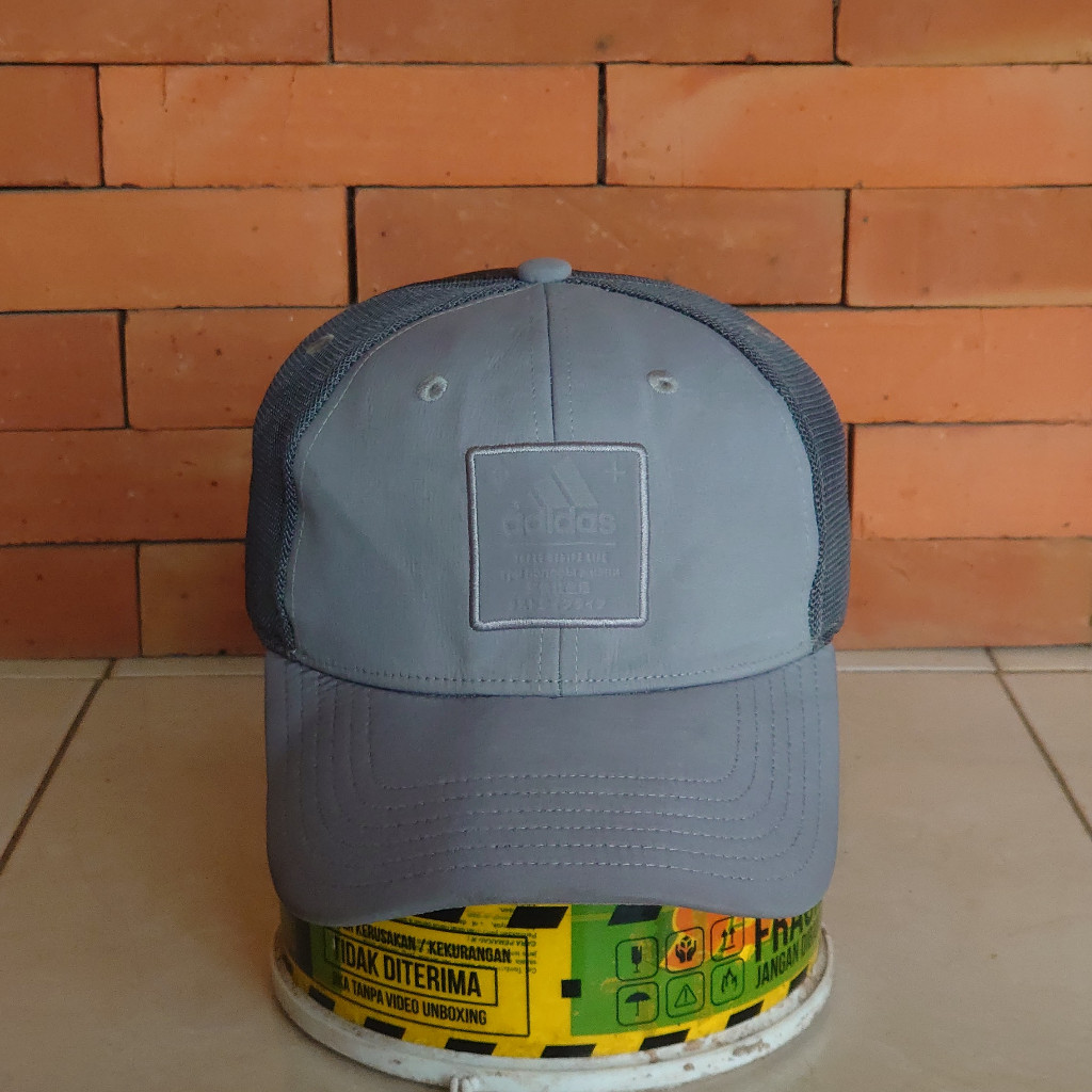 TOPI OUTDOOR JARING ADIDAS ORIGINAL