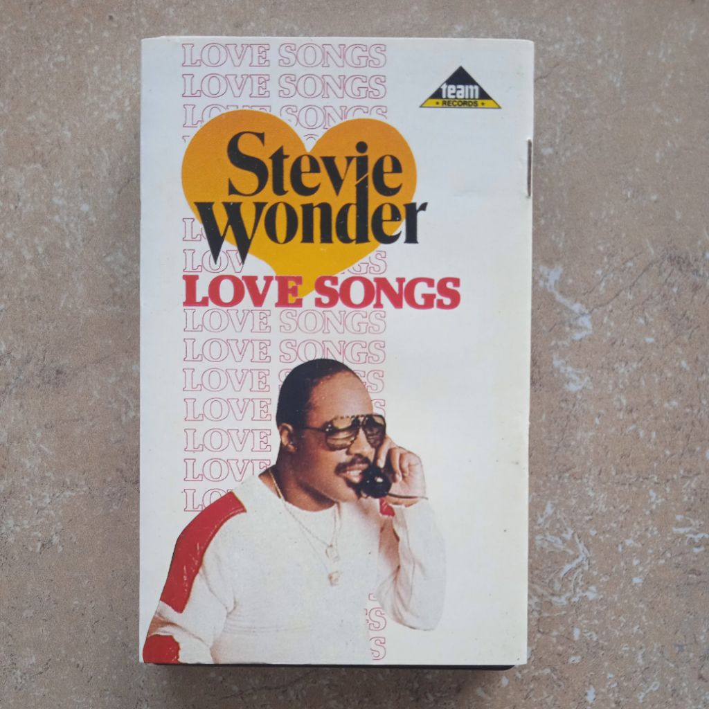Kaset Pita Stevie Wonder "Love Songs"