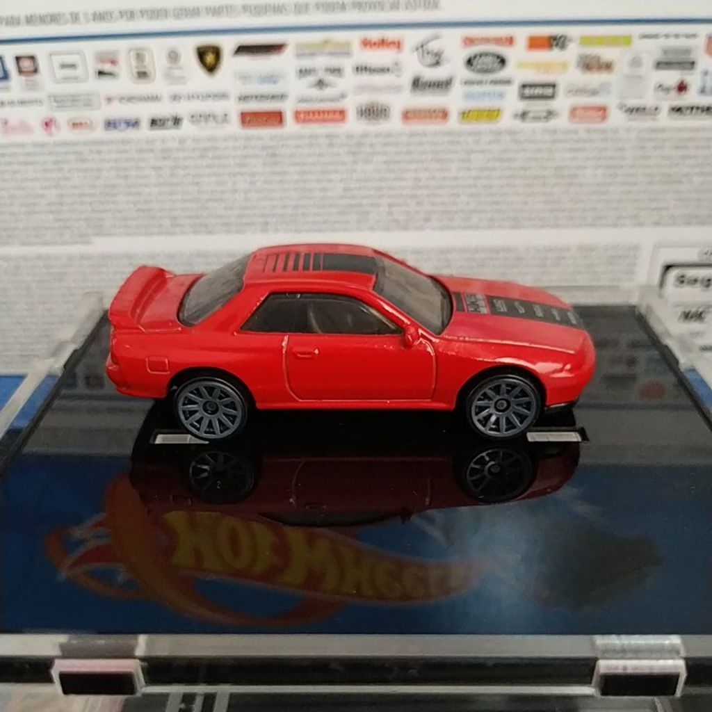 Diecast Loose Hot Wheels Nissan Skyline GT-R R32 Merah