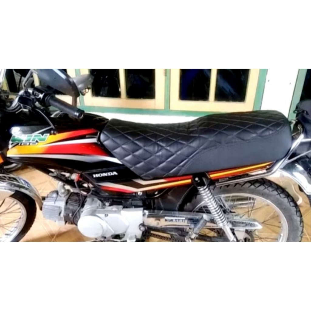 jok Honda win 100 custom wajix caferacer-jok Honda win satu seat tinggal pasang-jok Honda win custom