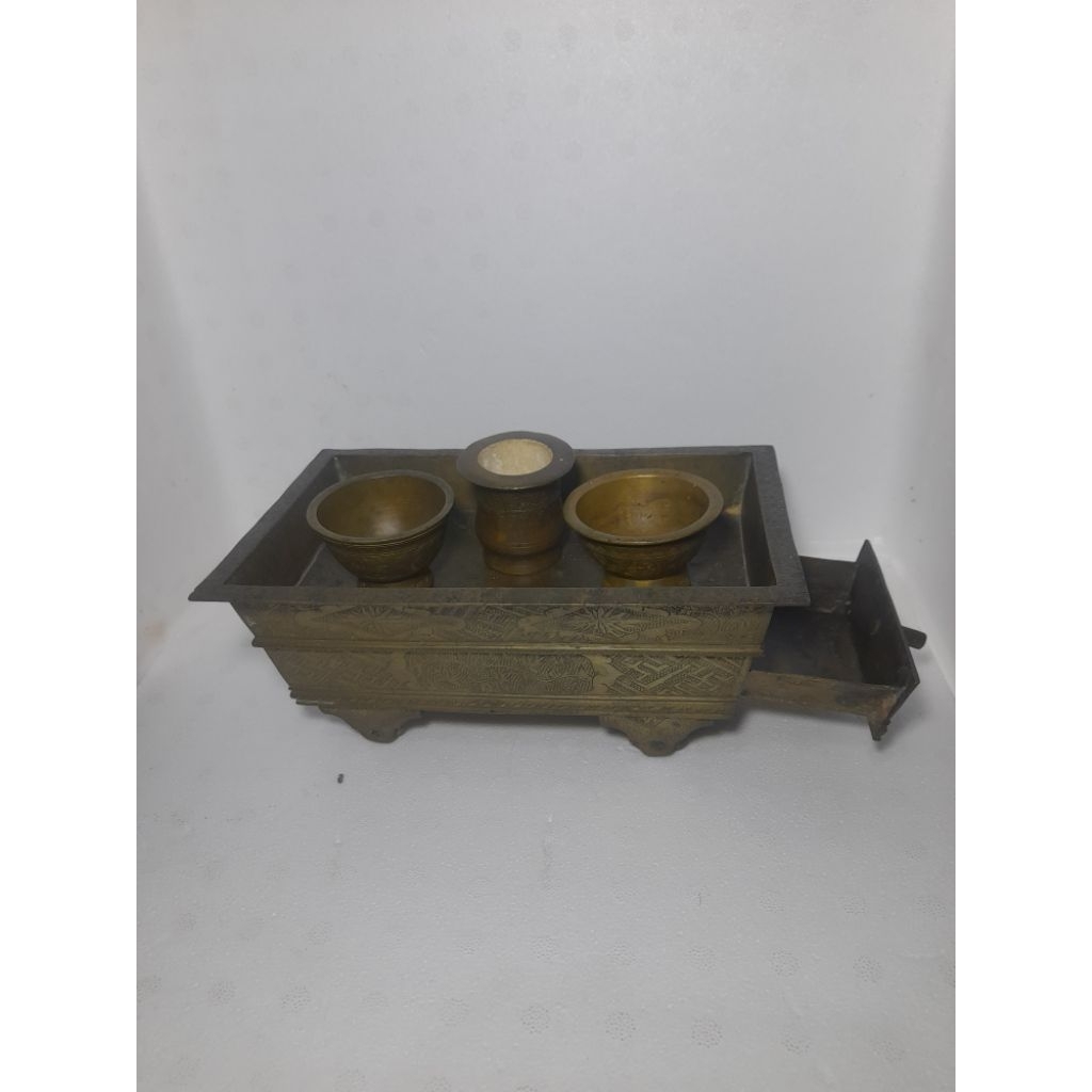 tempat sirih / kinang