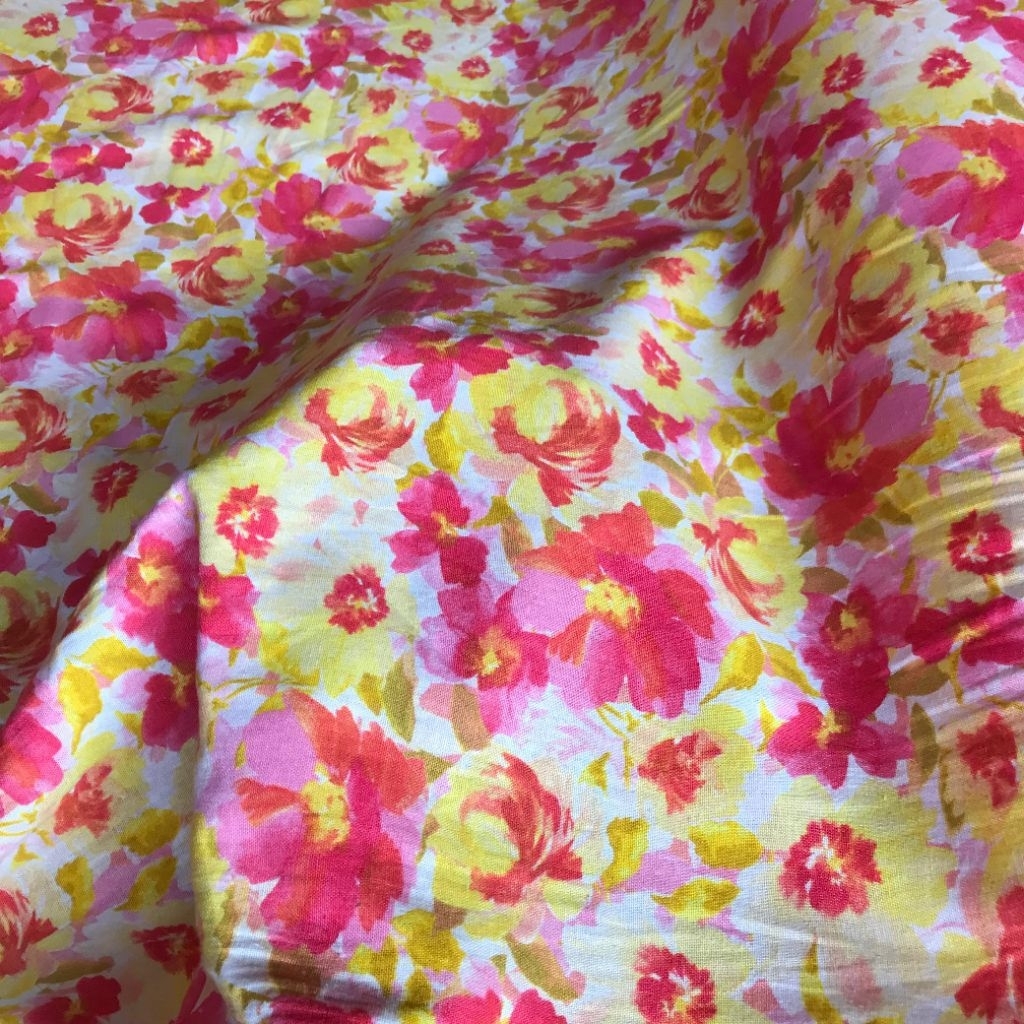Kain katun Linen motif ~ Kain Linen UNIQLO ~ kain katun Linen motif Bunga ~ kain Linen motif