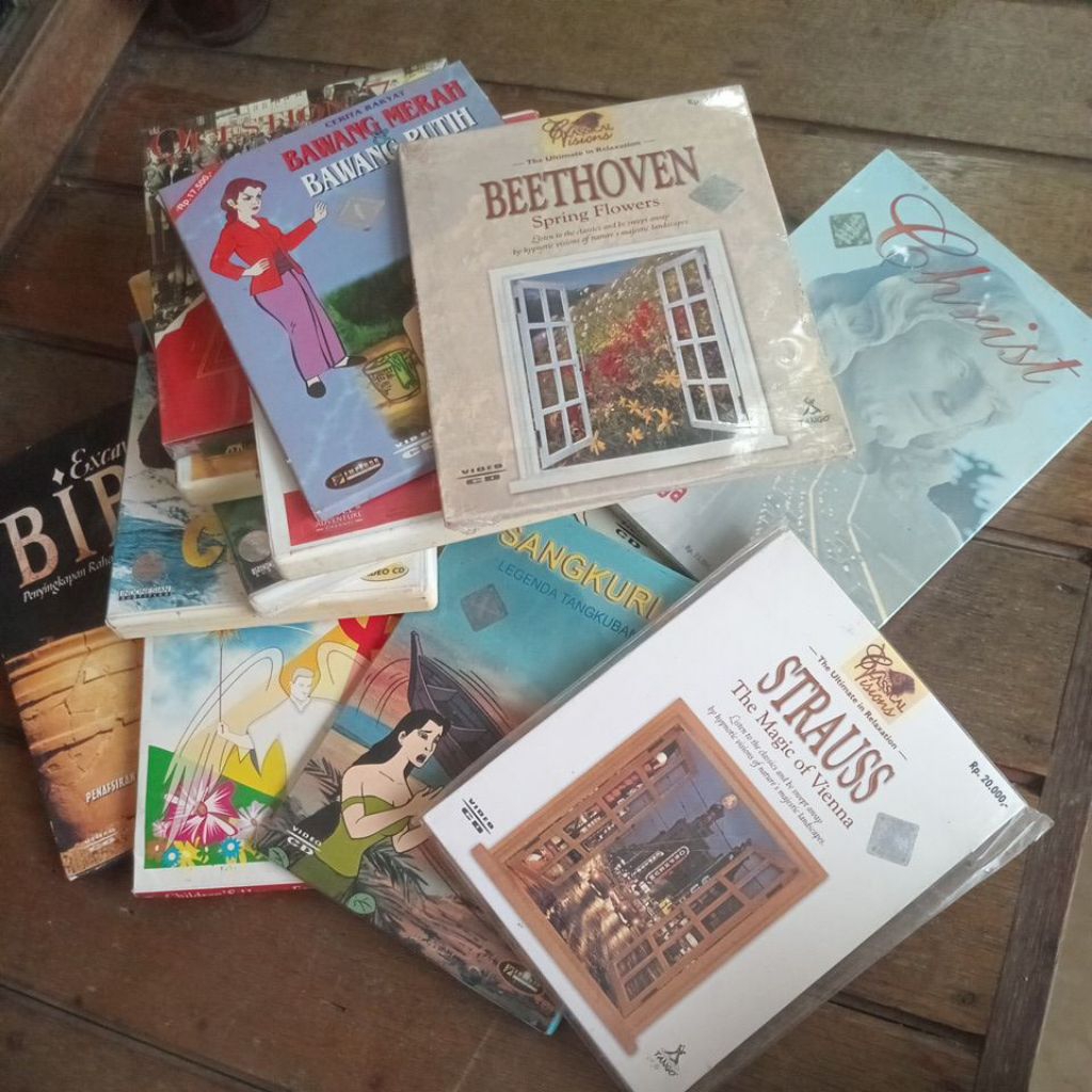 Aneka VCD Original Cerita Daerah, Anak Anak, Animal Planet, Rohani, Musik