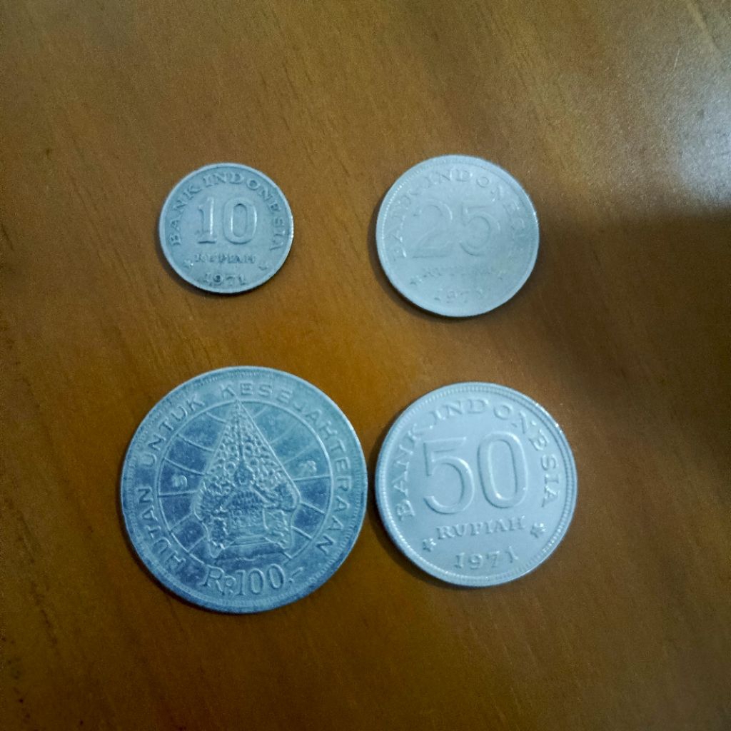 (1 set) 4 Keping Koin Kuno Indonesia