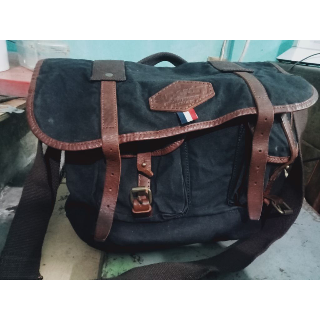 Superdry men messenger bag