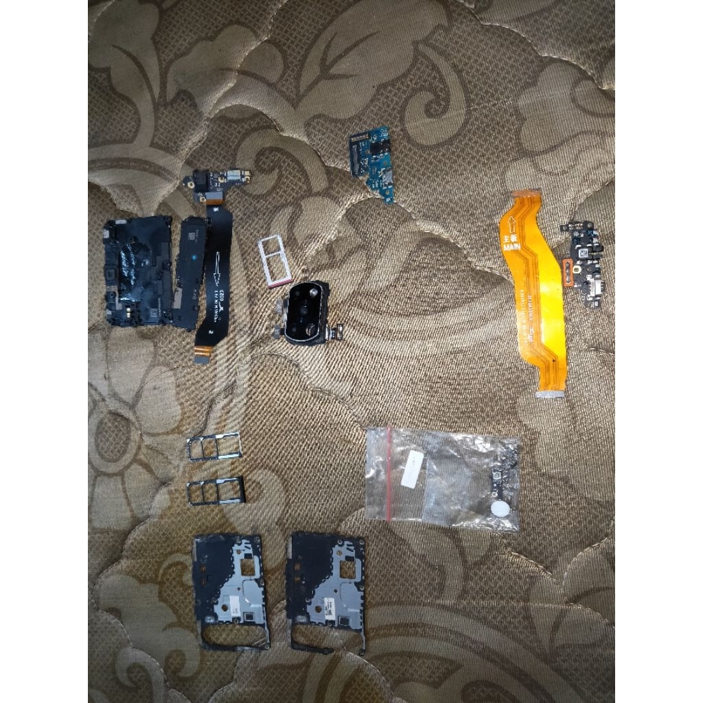 part bekas hp/Poco X3 nfc/Samsung a51/redmi note 8/redmi note 8 pro/IP 7+