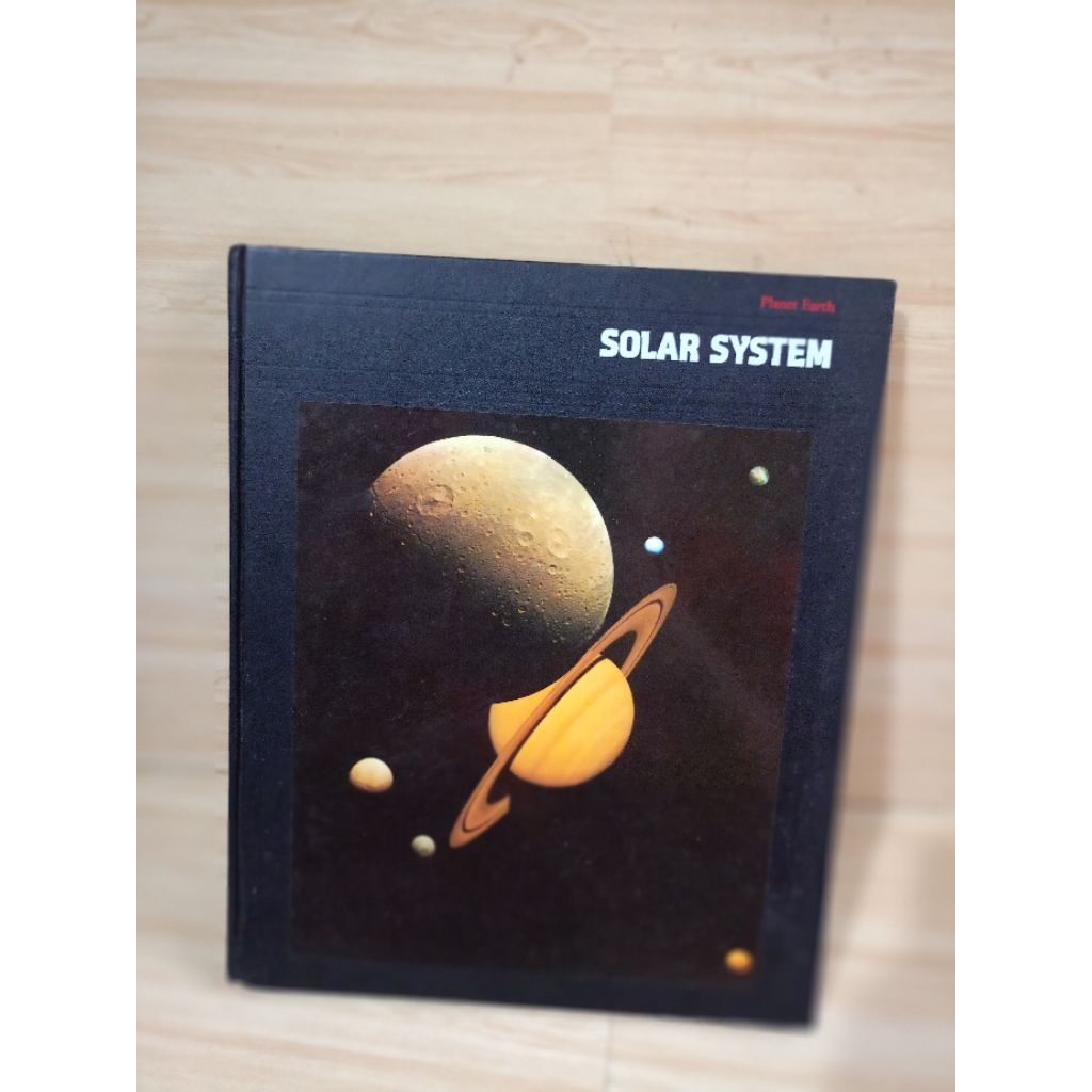 SOLAR SYSTEM PLANET EARTH