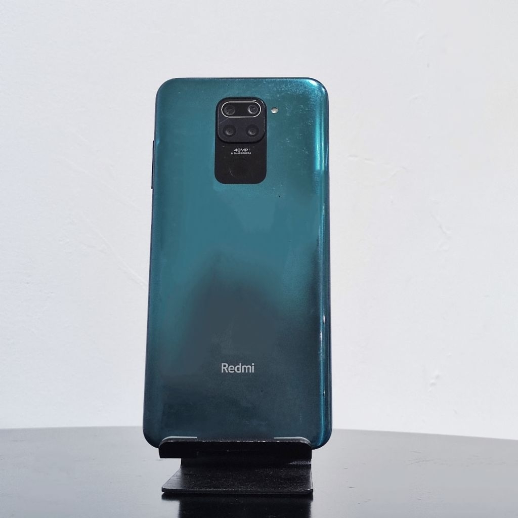 Redmi Note 9 6/128 GB Resmi Indonesia Second (Baca Deskripsi)