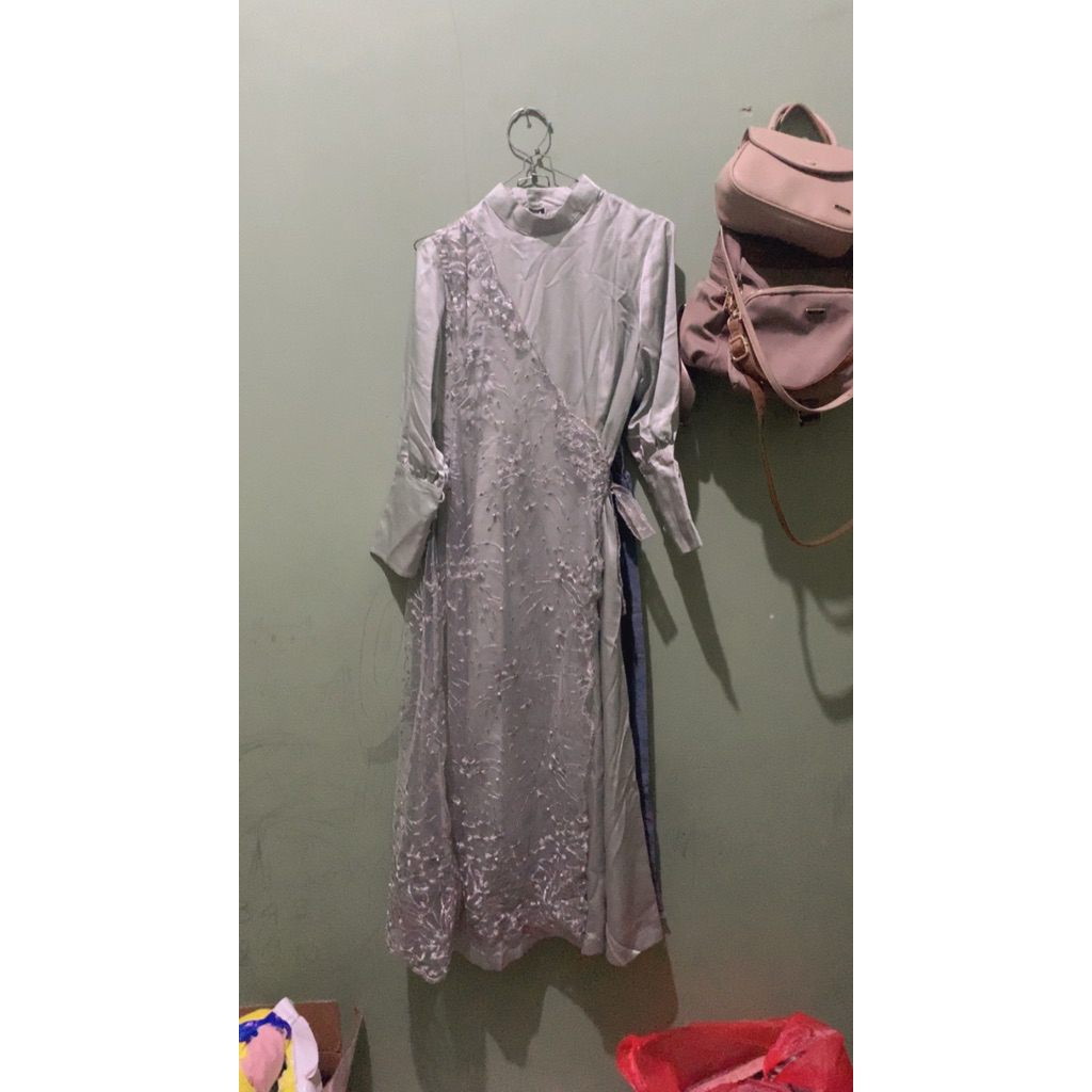 preloved gamis satin