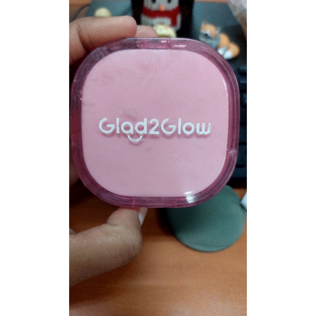 CUSHION GLAD2GLOW SHIDE PRALINE