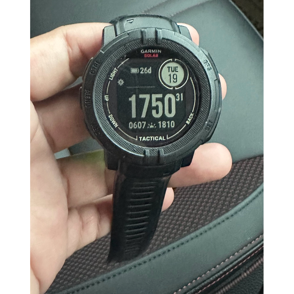 Preloved Garmin Instinct 2 Solar Tactical Original, warna hitam, Second Good Condition