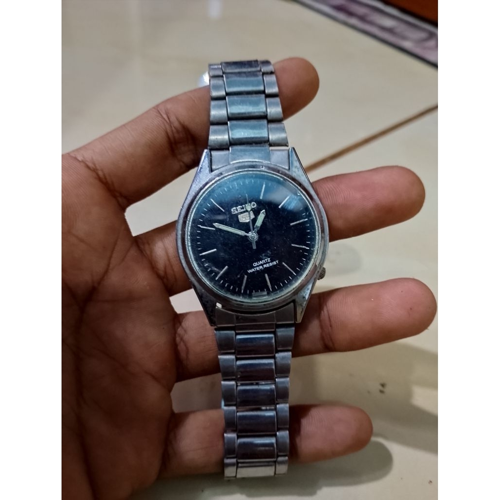 jam tangan seiko bahan