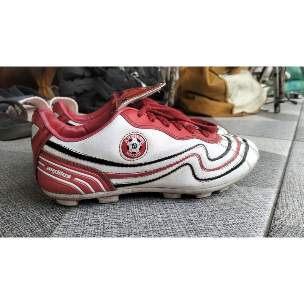 sepatu bola anak Ardiles 37 second
