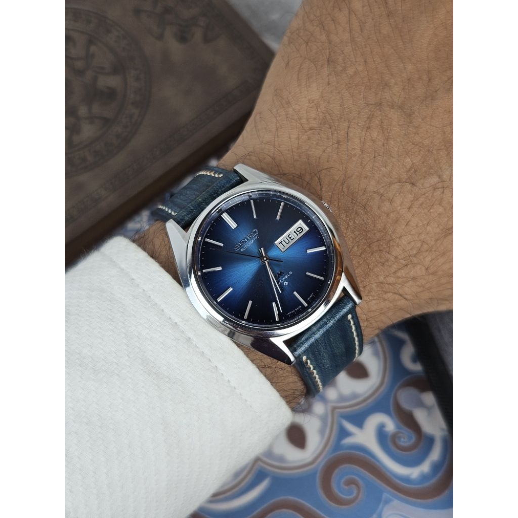 Seiko Lord Matic Blue Dial 5606-8030