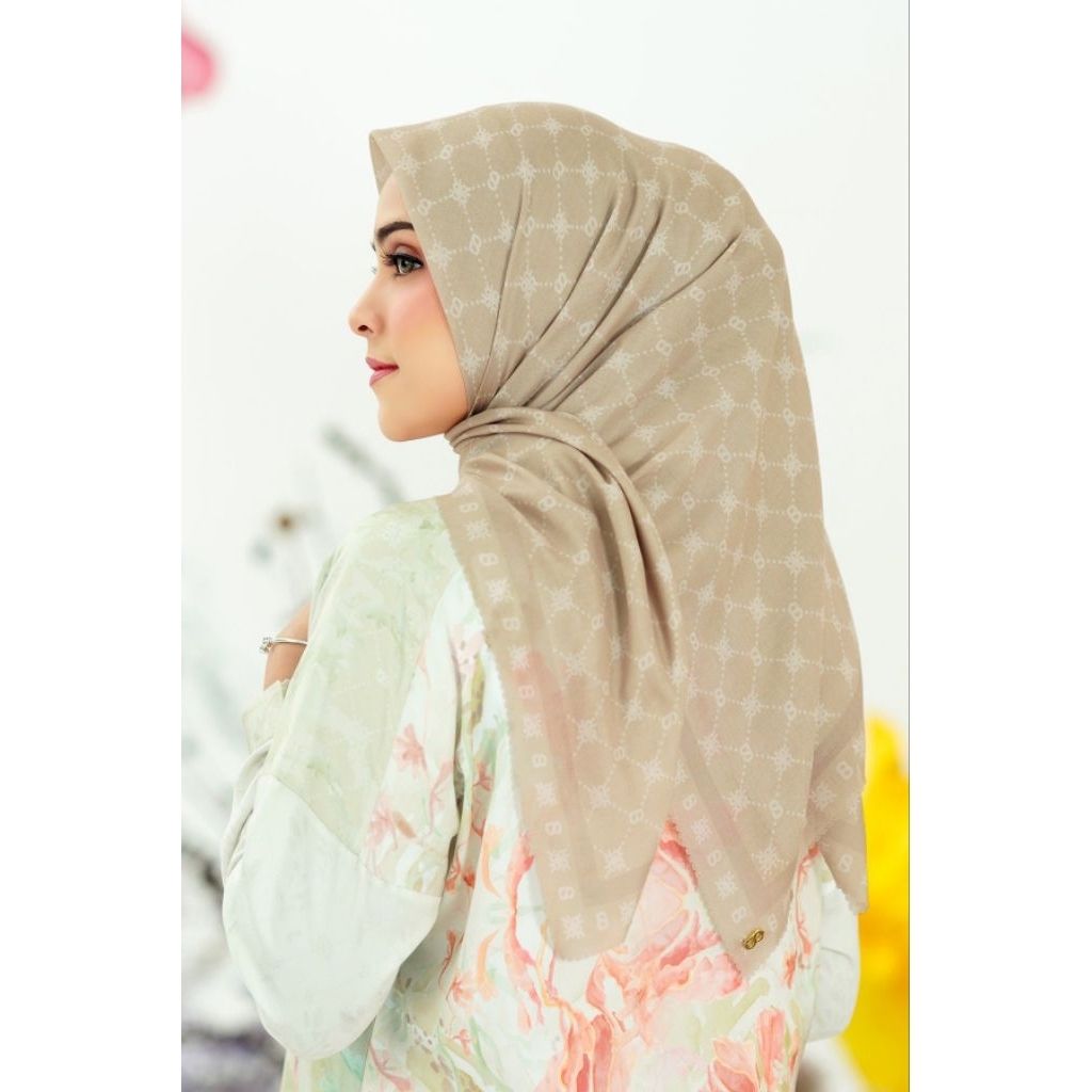 Kerudung Buttonscarves x Ria Miranda XANADU MONOGRAM VOAL SQUARE