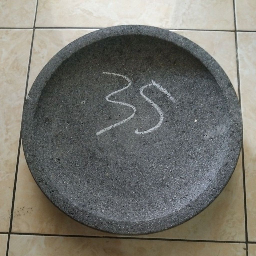 Cobek Batu asli dari muntilan
