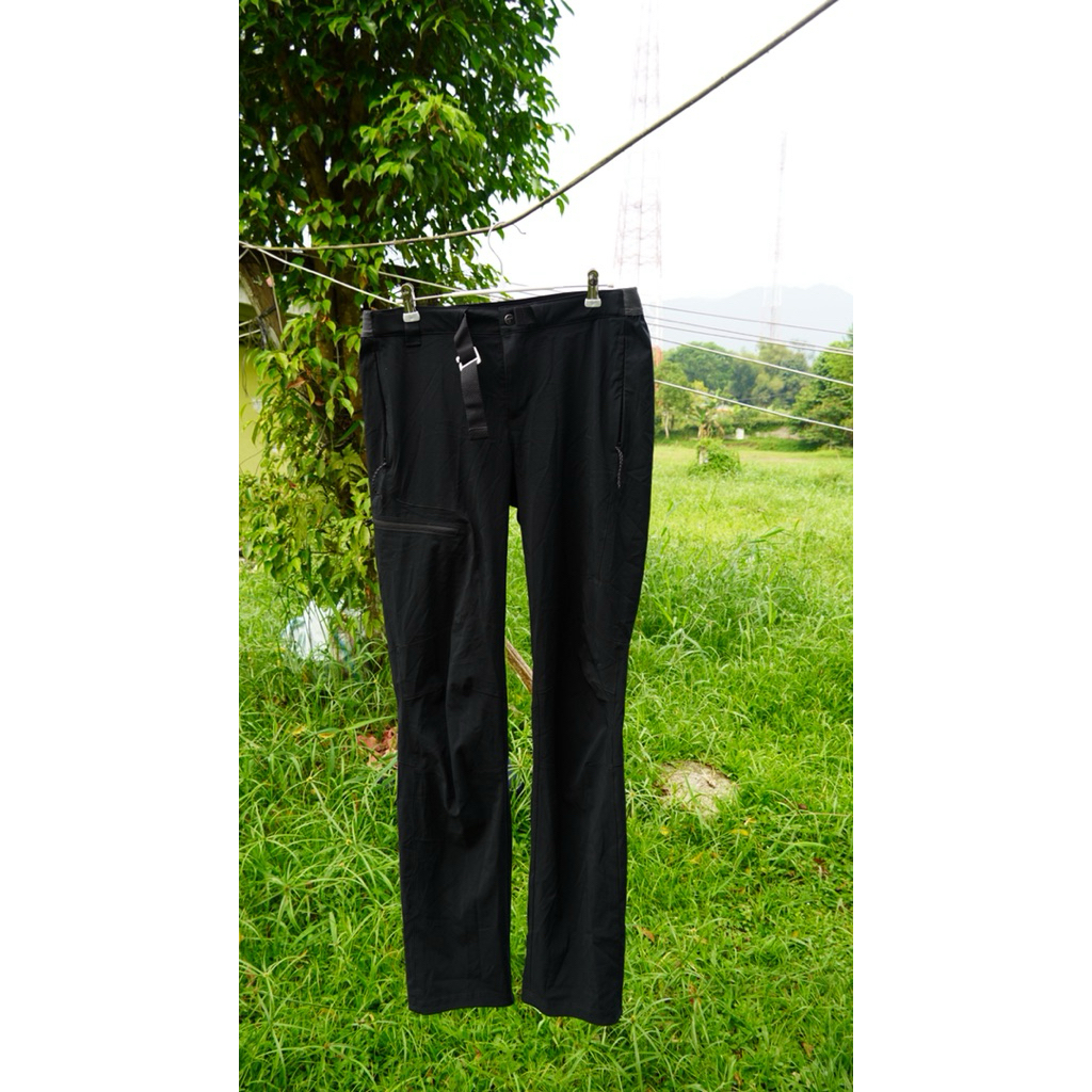 Semi Cargo Columbia Titanium