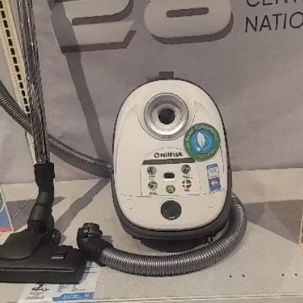 vacum cleaner Nilfisk one