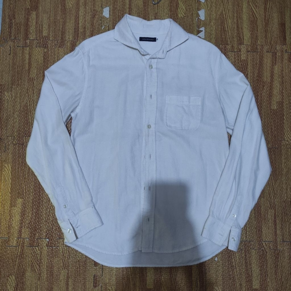 Preloved Kemeja Putih bw Urban Research
