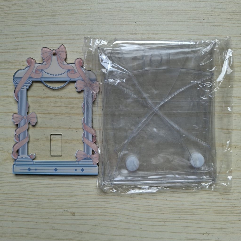 CARD HOLDER ACRYLIC PRELOVED, COVER IMPICK PVC GLOSSY