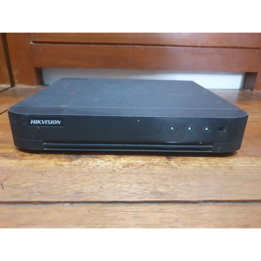 DVR Hikvision 16 chanel