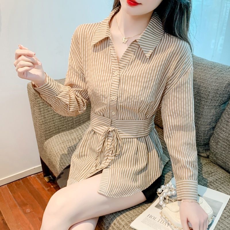 Atasan Wanita Baru & Stylish / Kemeja Wanita Lengan Panjang Bergaris / Kemeja Bergaris Biru Oversize