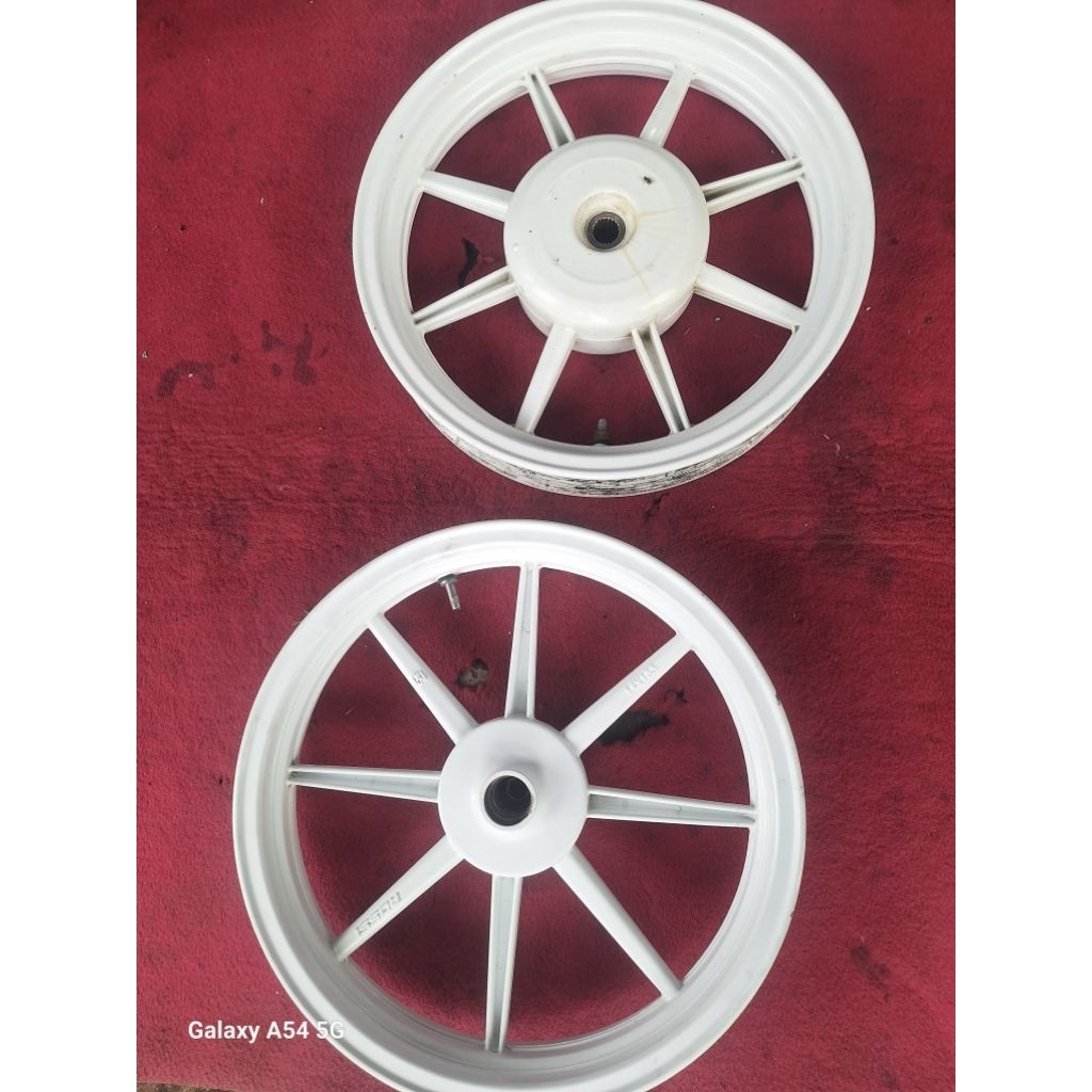 Velg Racing Depan Belakang Palang 8 Rosi Beat Spacy Scoopy Vario Bekas