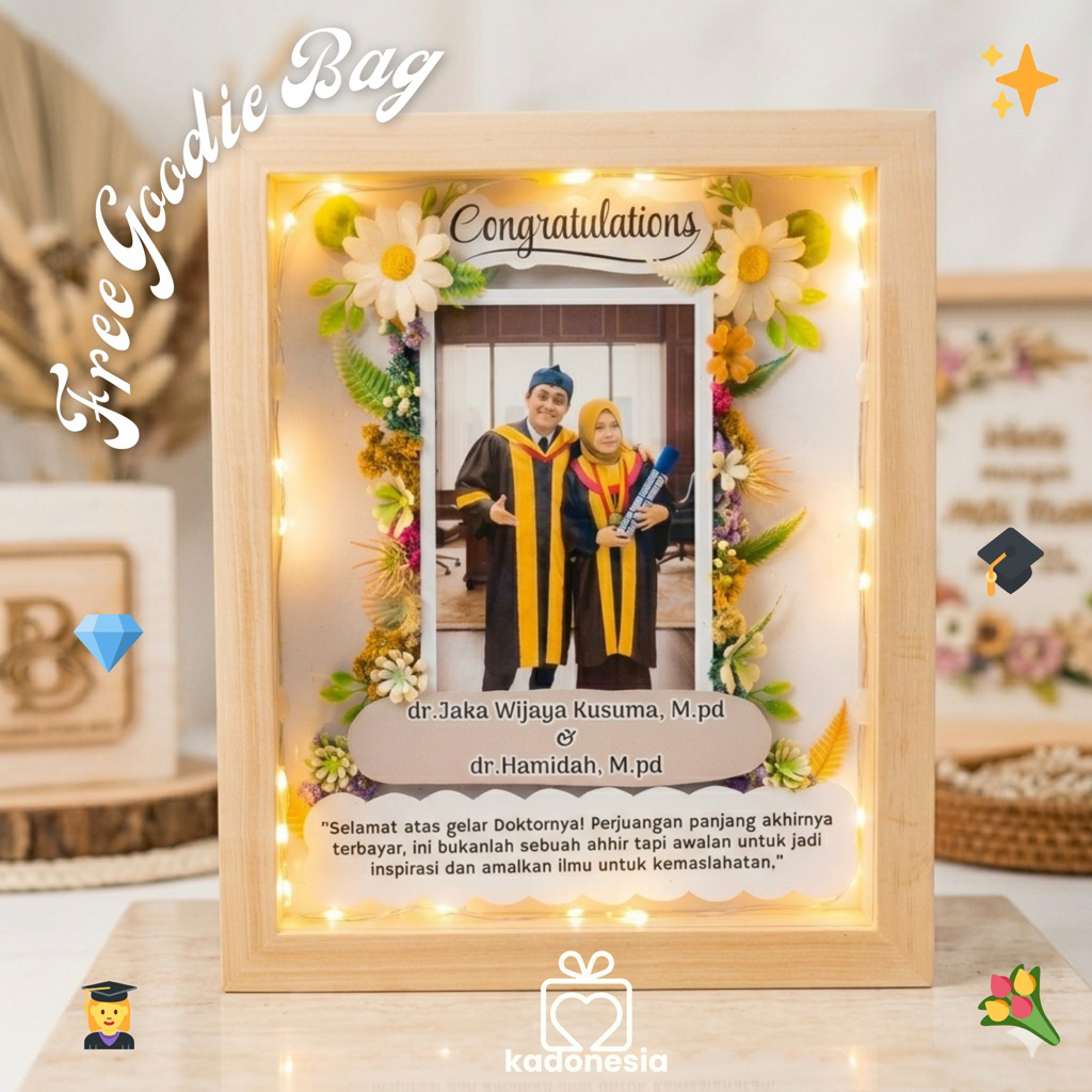 Kado Wisuda Frame Custom / Frame Foto Graduation Gift / Scrapbook Wisuda