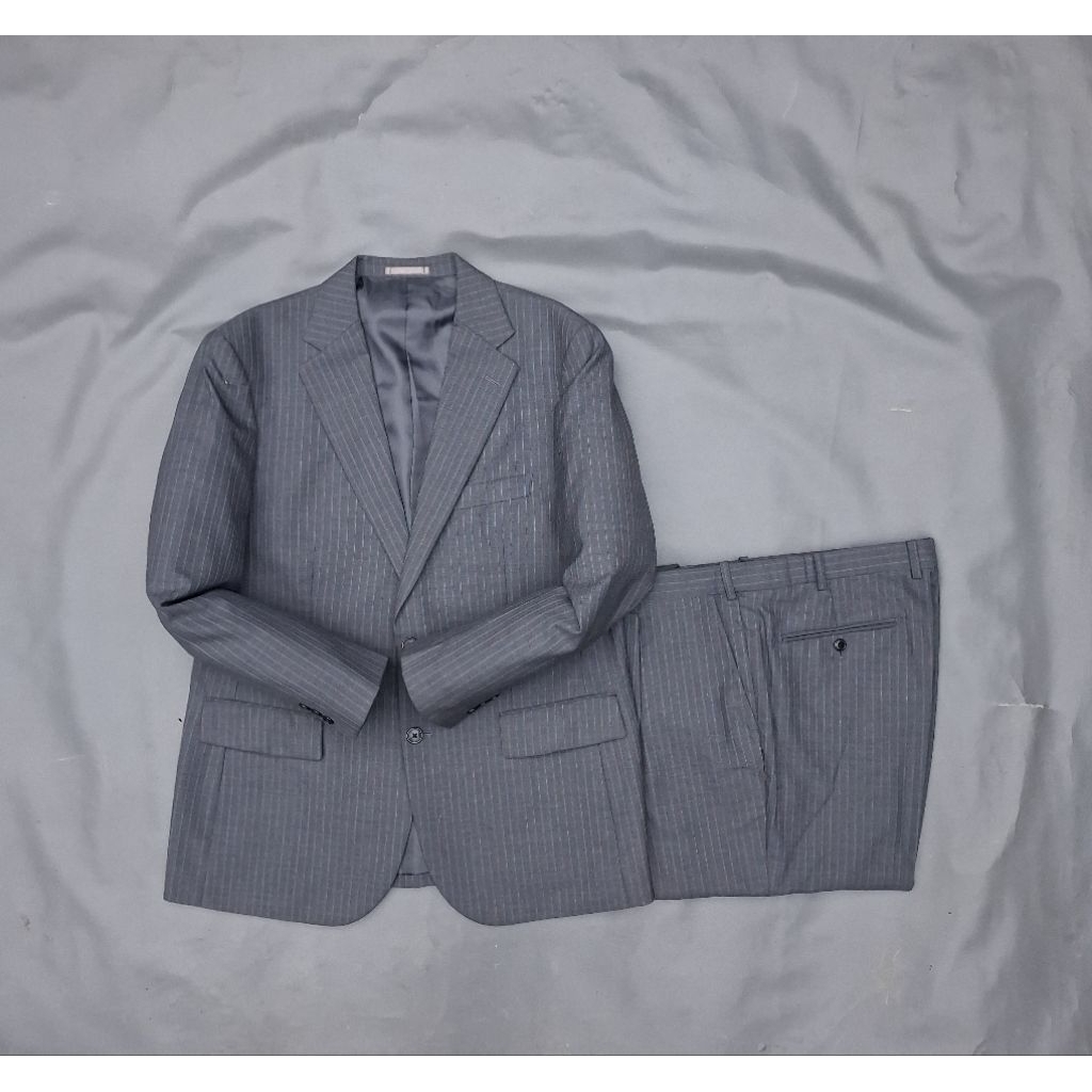 R24/setelan jas christian orani/size XL/jas setelan pria abu salur/setelan jas mewah pria/jas setela