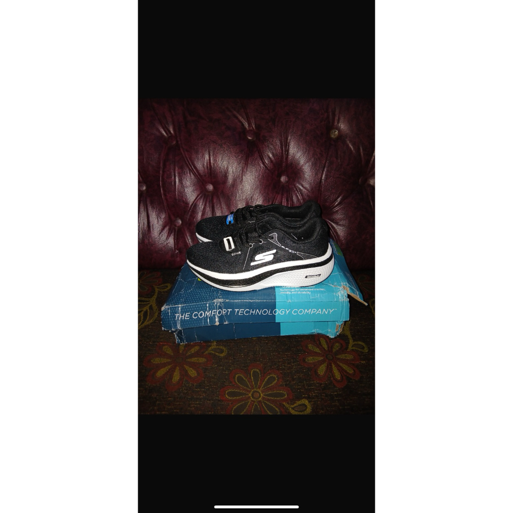 sepatu skecher