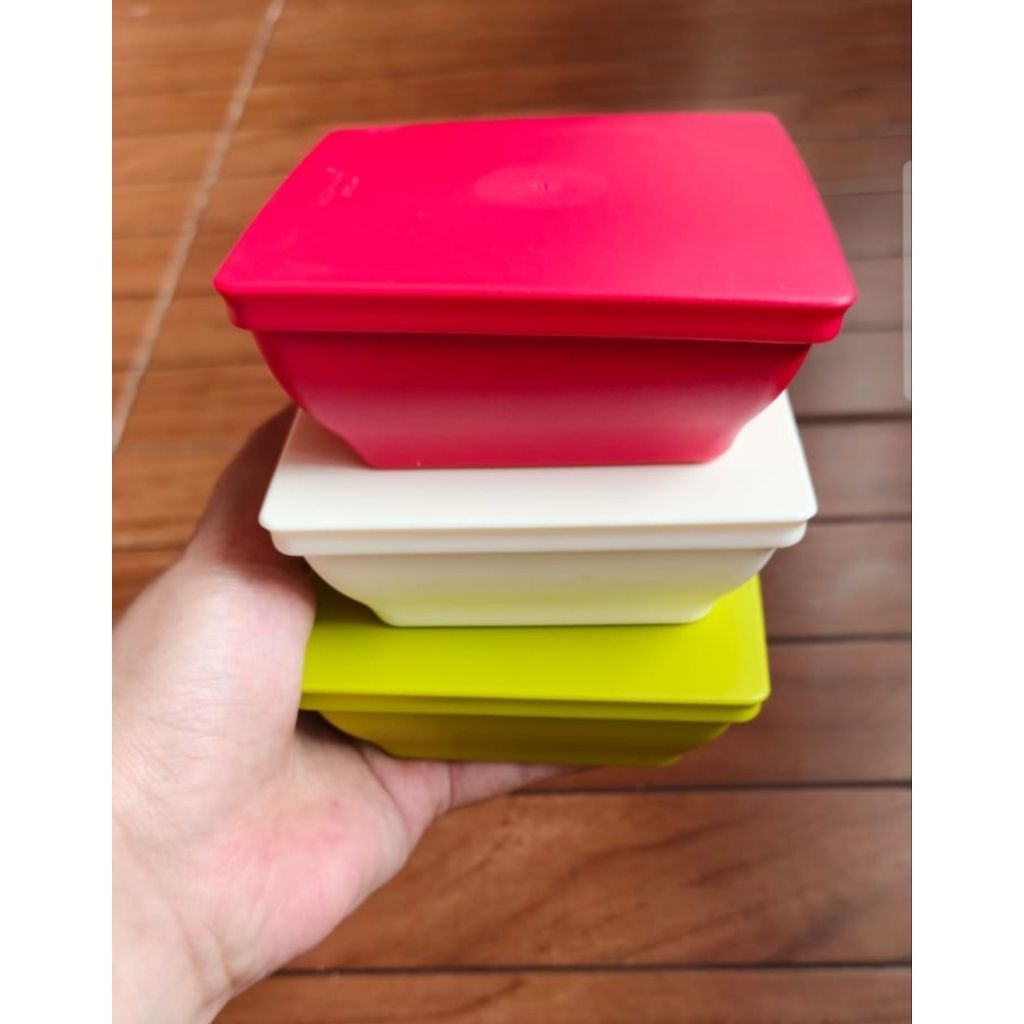 Ichigo set tupperware Baru