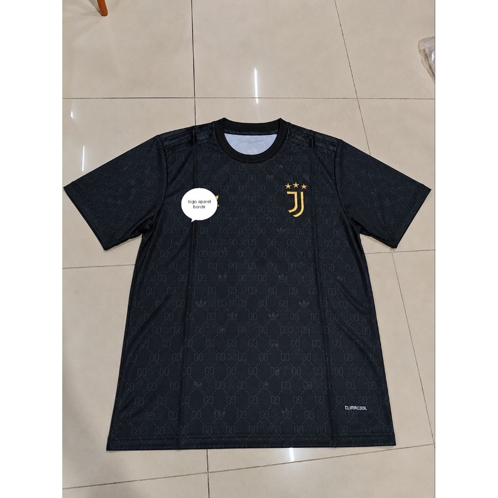 Jersey Juventus Black Gucci Edition Premium Grade OriJersey Juventus Hitam Gucci 2026 Kaos Bola Juve