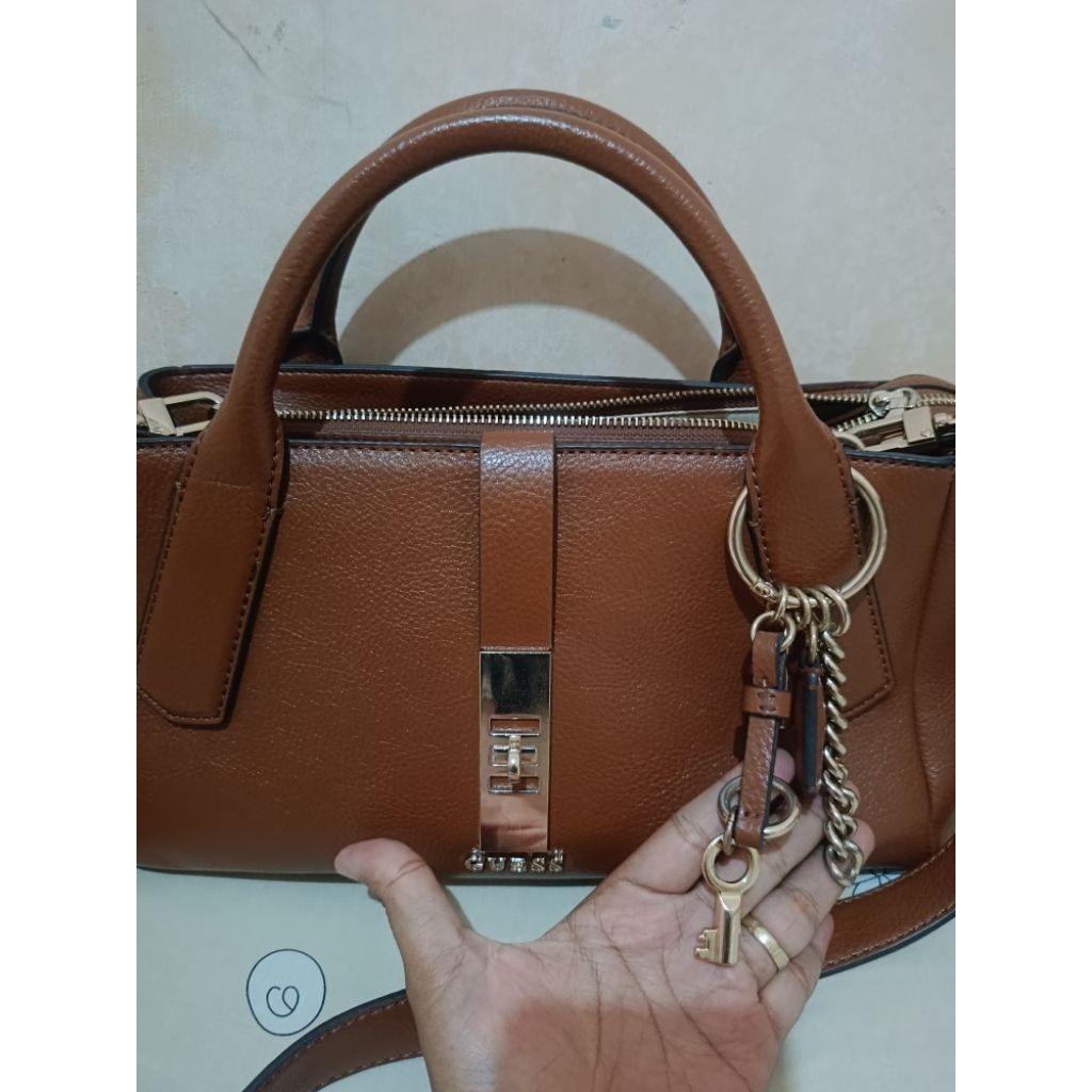 GUESS - BROOKE HIGH SOCIETY SATCHEL
