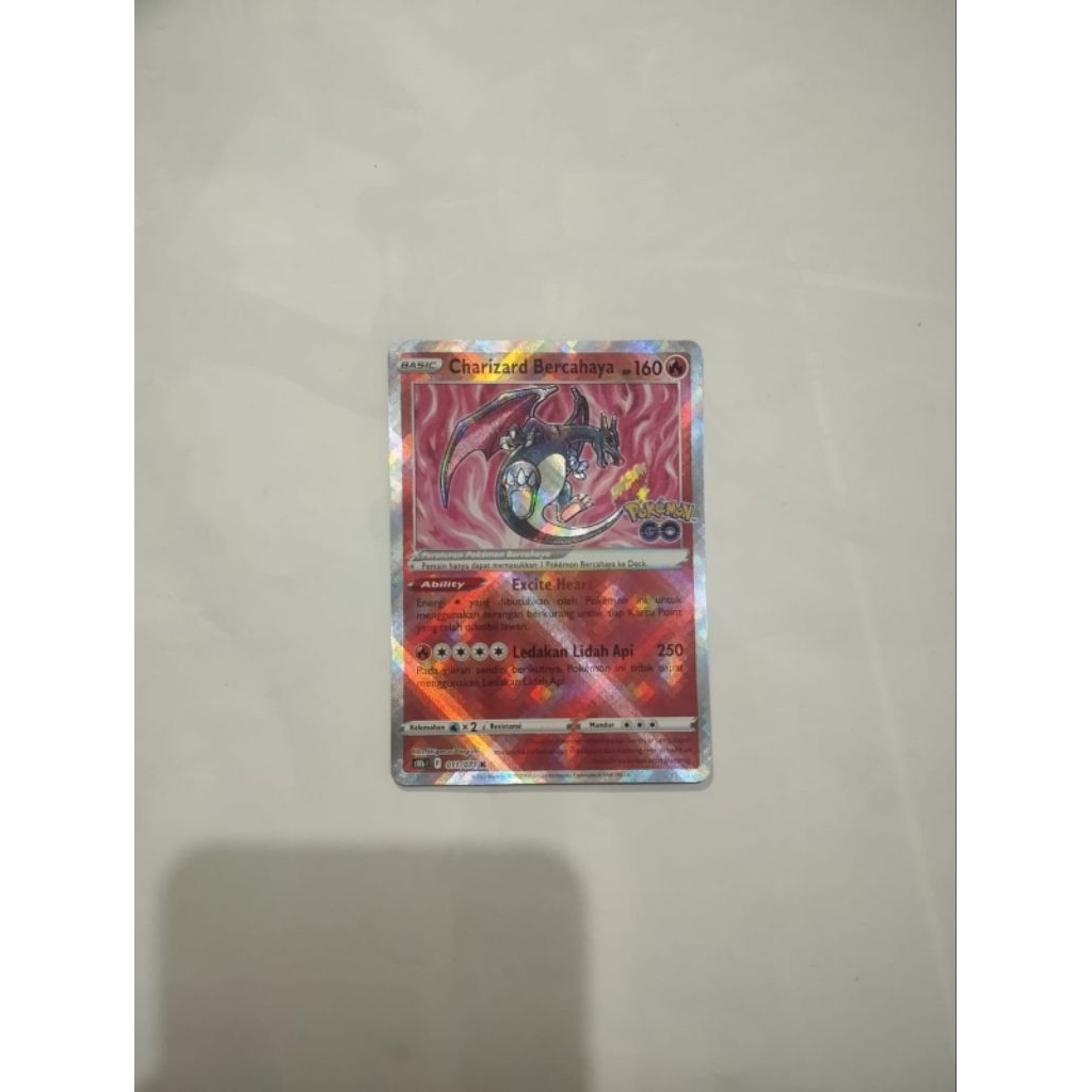Pokemon Charizard Bercahaya PokeGo Indo