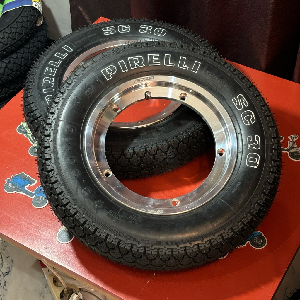 PAKET VELG ROSSI x BAN PIRELLI SC30 Vespa Ring 10