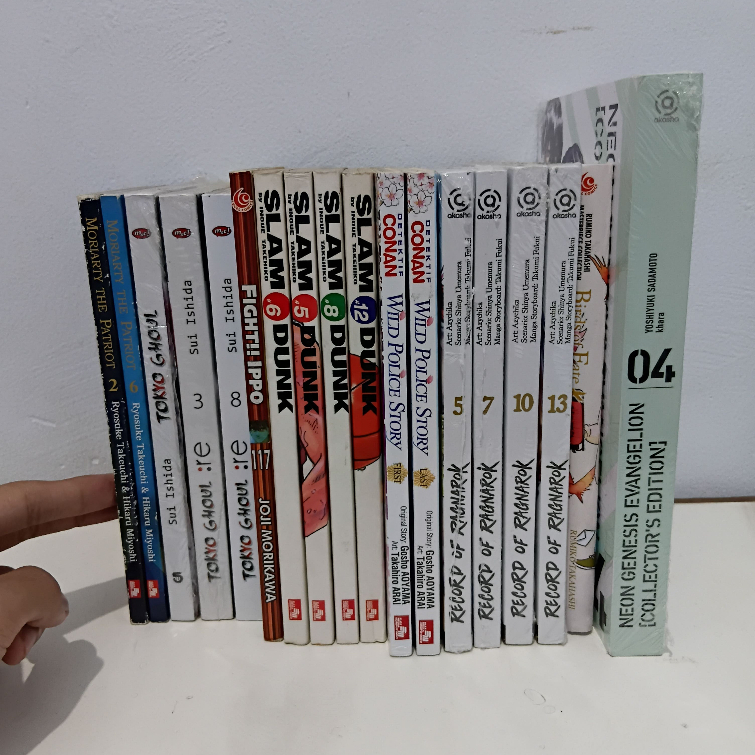 Komik Preloved (Moriarty,Tokyo Ghoul,Ror, Slam Dunk dll)