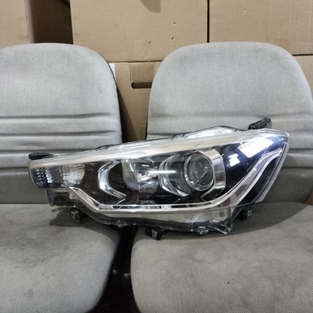 headlamp Ertiga 2019 original produk