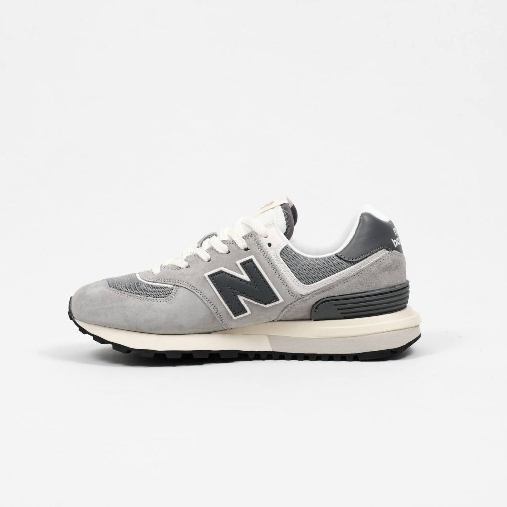 Sepatu NB 574 Legacy Grey "Unisex" Bnib