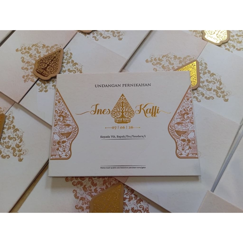 undangan trifold hardcover (sample)