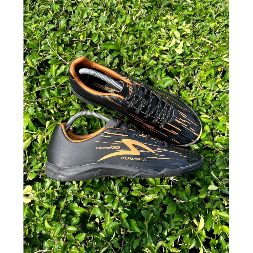 Specs Lightspeed Reborn IN Futsal