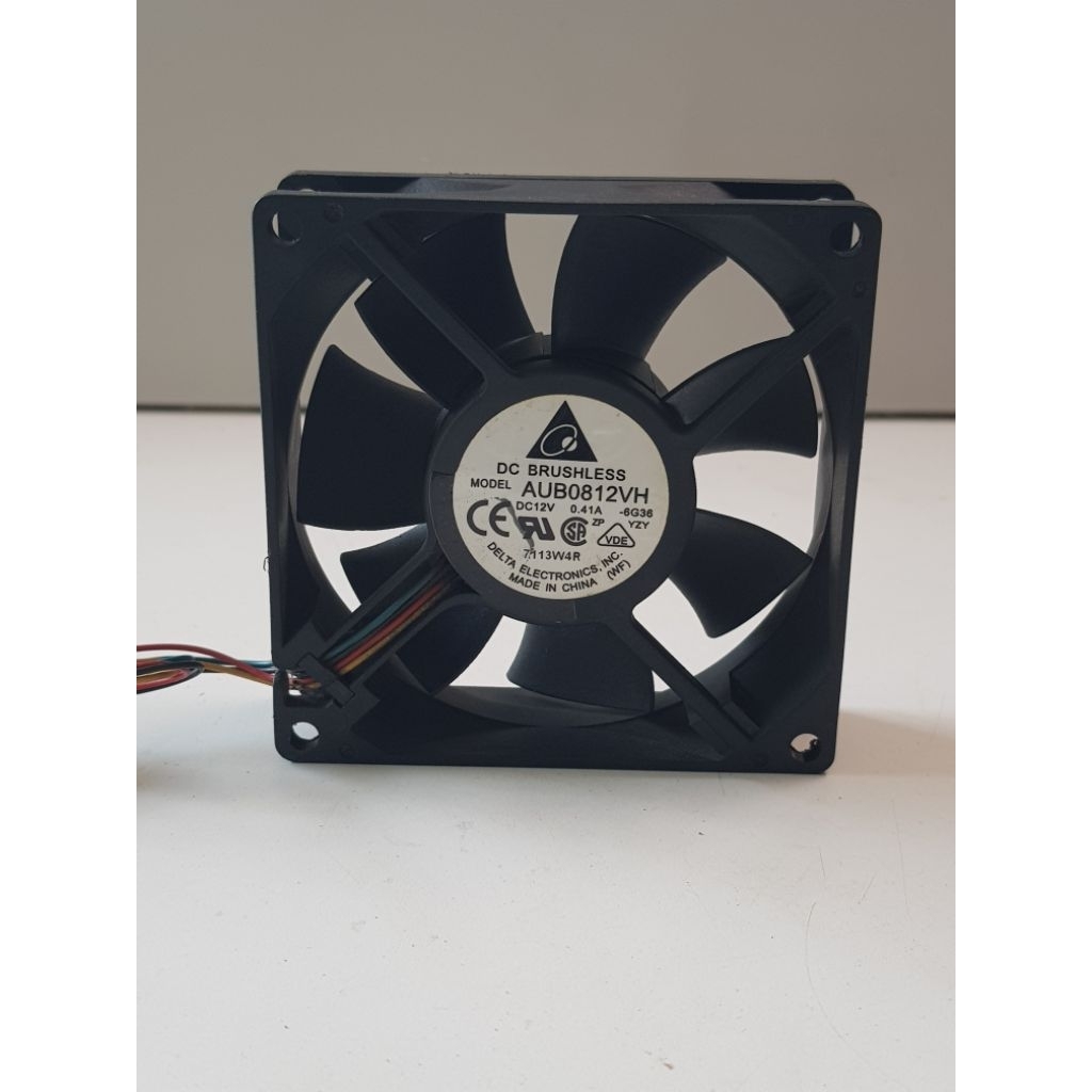 Fan kipas Delta DC 12V-0,41A 8×8cm 4pin