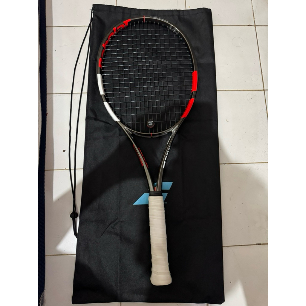 raket tennis babolat pure strike vs 97 bekas second