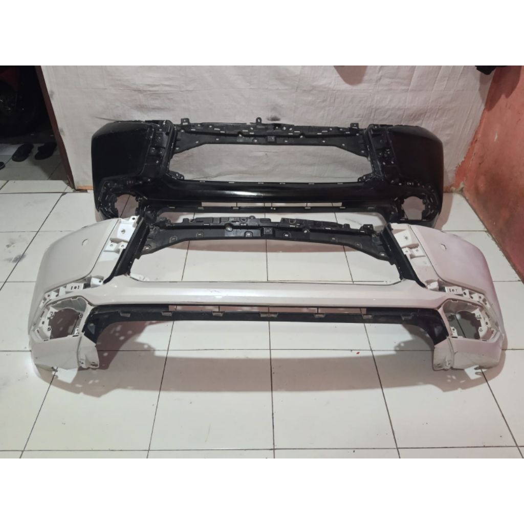 Bemper Depan Pajero 2016-2018 Original