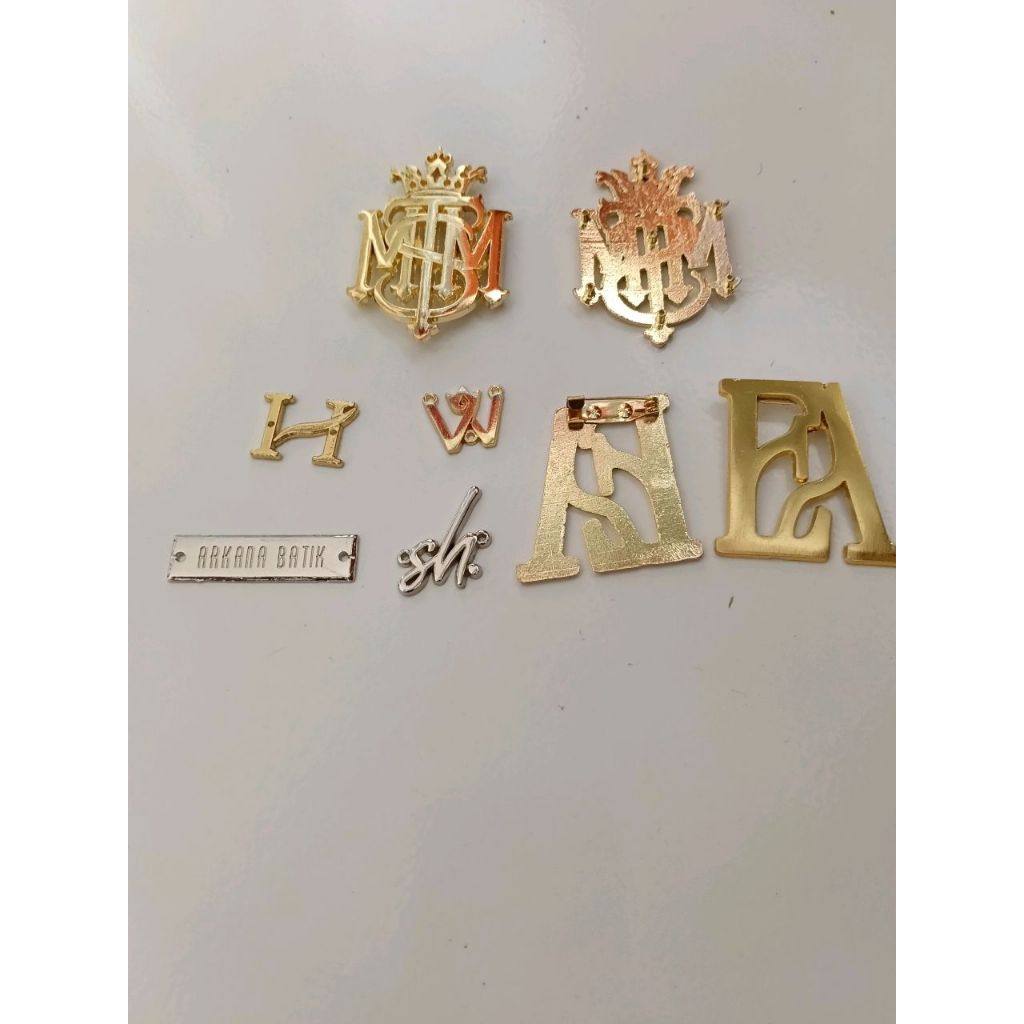 Custom Label Plat Logam Alloy | Plat Label Hijab Logam Premium | Fashion Label Tas-Topi-Pin-Bros