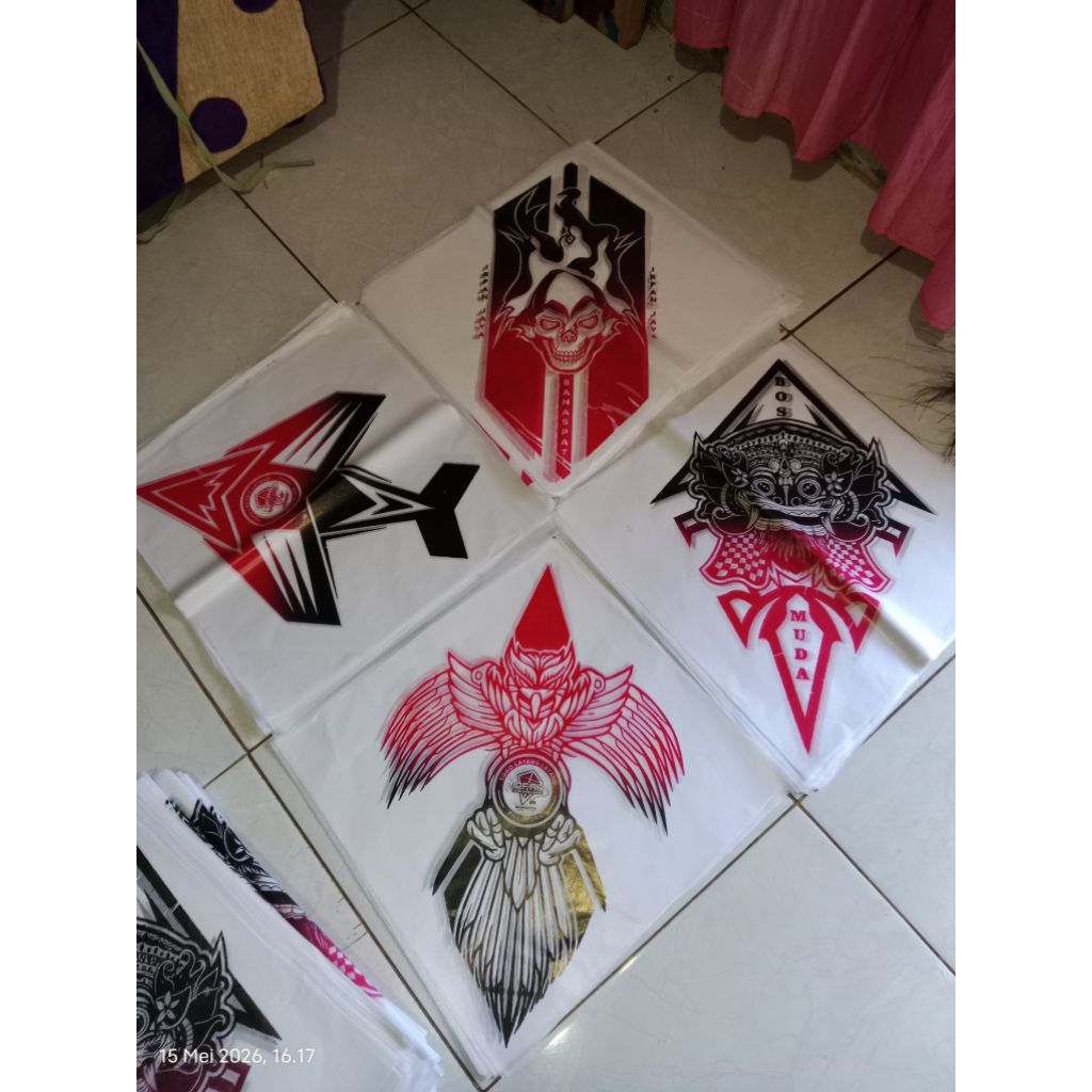 500 Lembar Kertas layangan Sembur 2 Warna