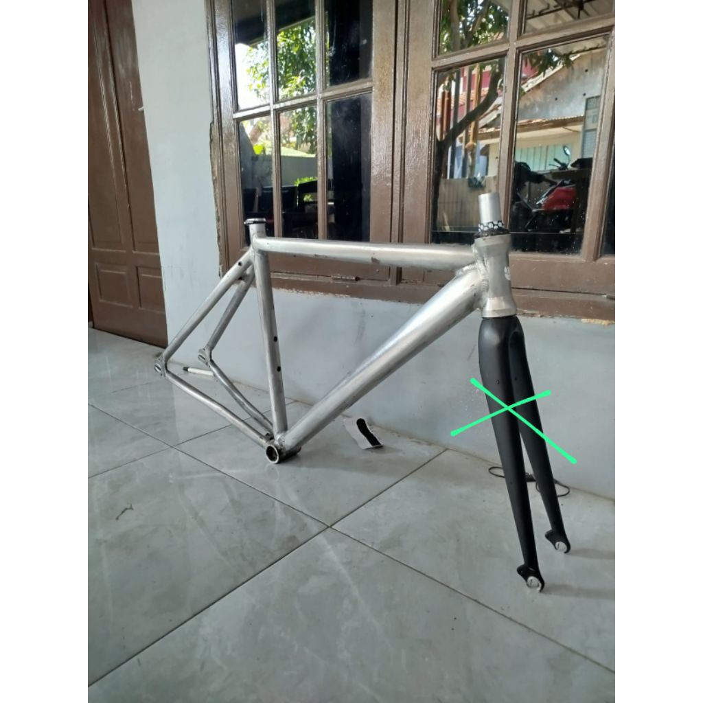Frame only united evolution east